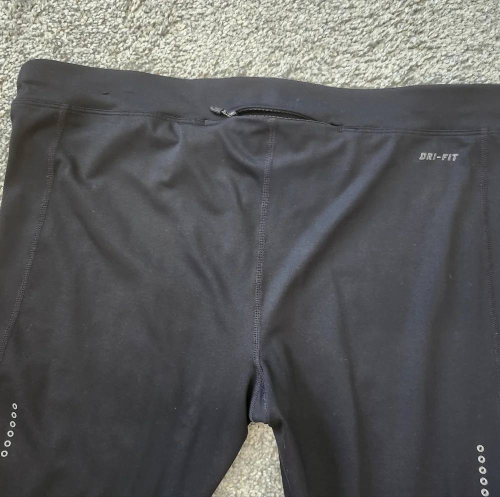 Nike Dry Fit - Picture 4 of 6